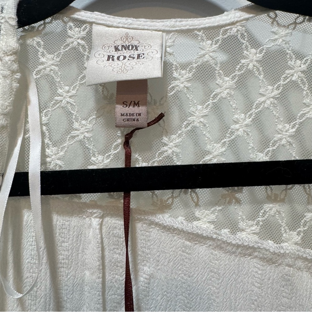 Knox Rose Cream and White Lace-Trim Open Front Kimono - Picture 3 of 8